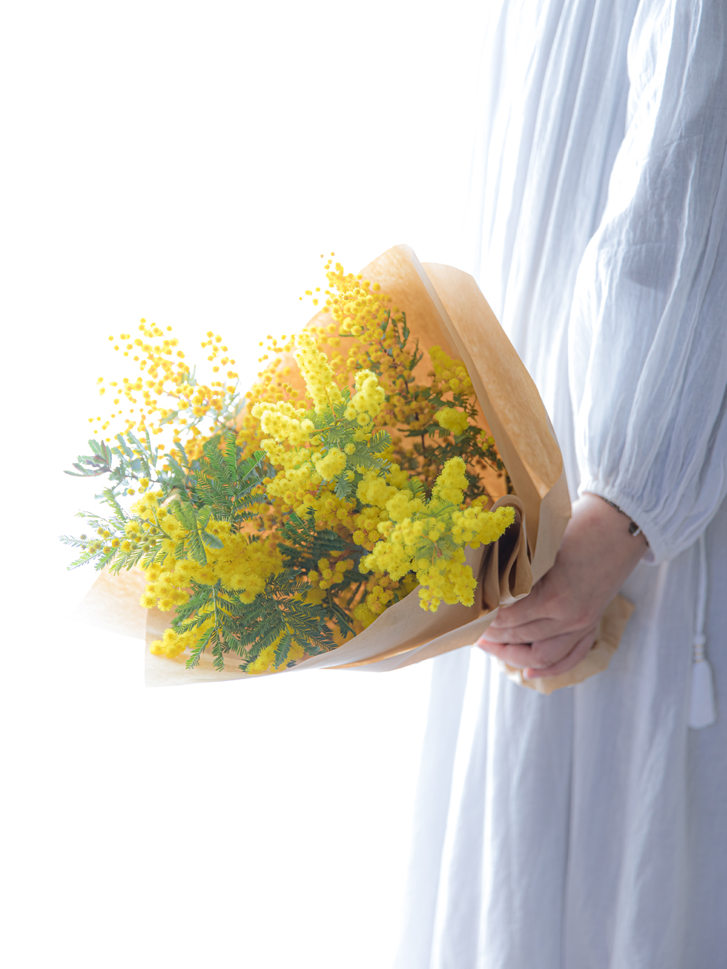 3月の花 ミモザと黄色の花たち 季節のブーケプレゼント